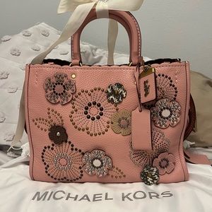 Coach Rogue 30 with Tea Rose Details! Comes with a MK satin Dustbag!